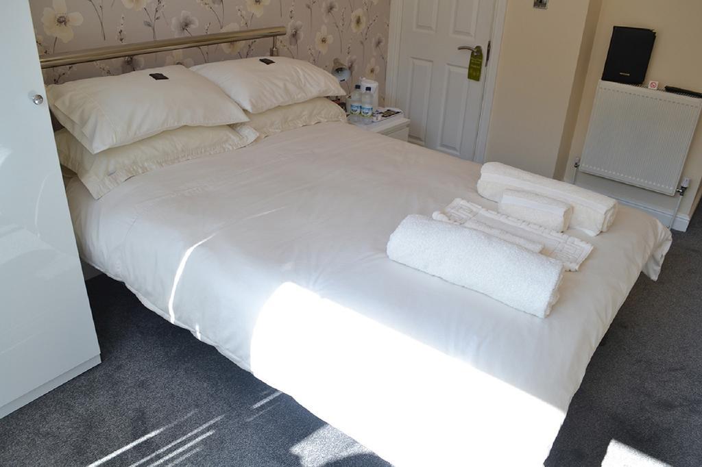 White Rose Guest House Tenby Room photo